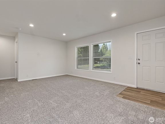 3rd image of 17101 Snowbell Court SE