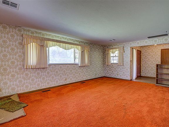 4th image of 3823 Starwood Dr