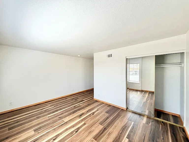 22988 Joaquin Ridge Dr — Photo 24