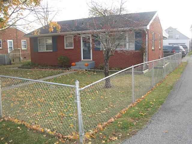 1st image of 1212 Clark St