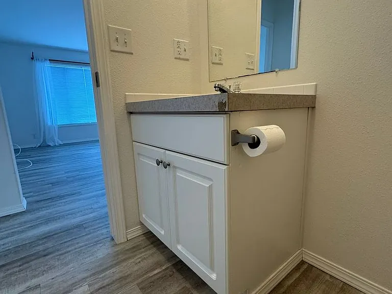 949 Blanco Ave — Photo 17