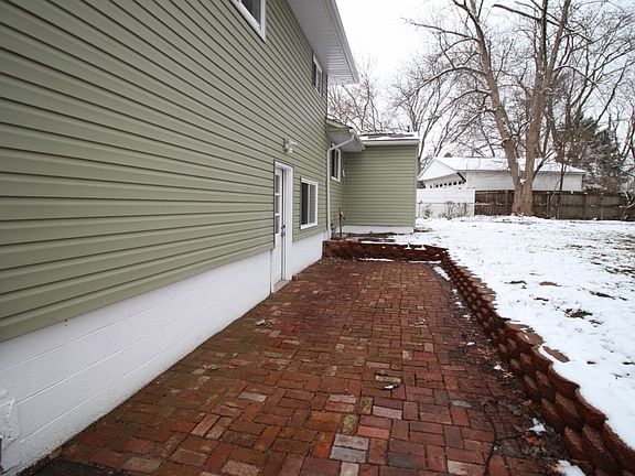 3rd image of 3432 Liv Moor Dr