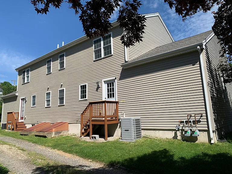 2 Fountain St #A — Photo 25