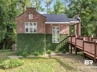 243 Rolling Hill Dr, Daphne, AL 36526