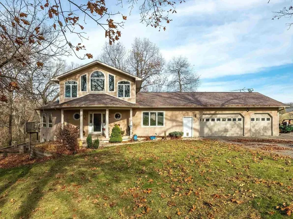 2301 92nd Ave W, Rock Island, IL 61201