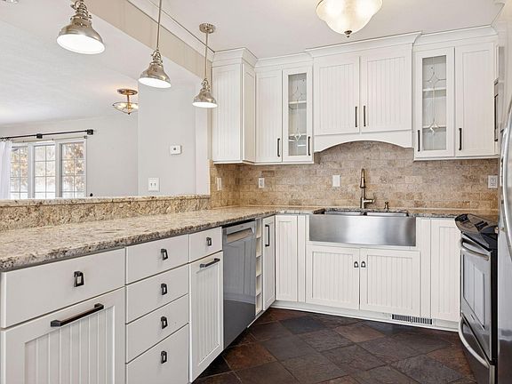 5th image of 2024 Crosby Rd