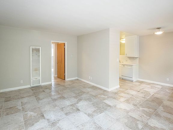 2nd image of 2508 3rd St #2