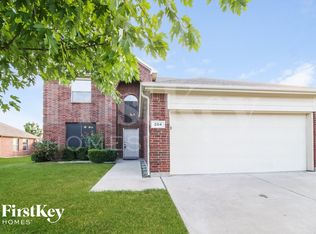 204 Clydesdale St, Waxahachie, TX 75165