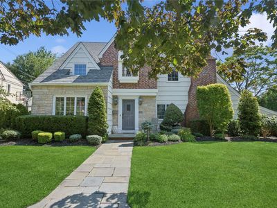 5 Buckingham Road, Rockville Centre, NY, 11570