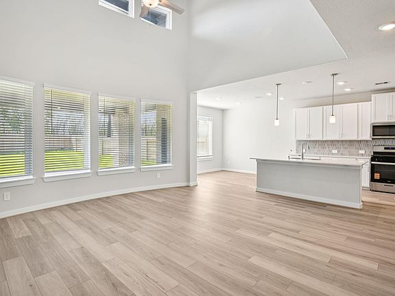 5th image of 2843 Dark Lantern Ln