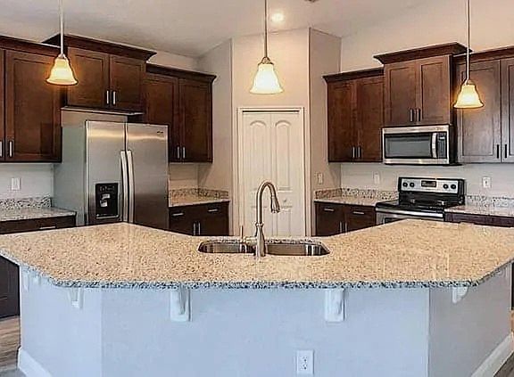 4th image of 4570 Oakley Rd