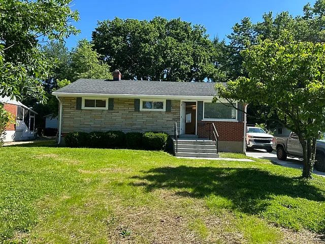 67 Clertoma Dr — Photo 1
