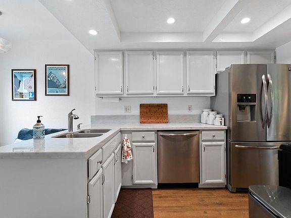 4th image of 2603 Mallory Ln