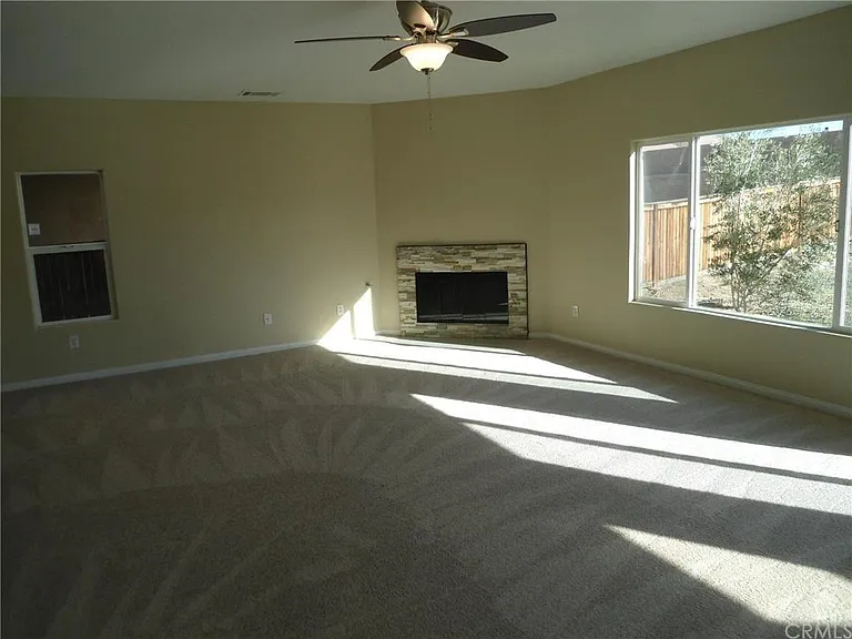A fireplace!
