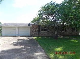 423 Lembeck Lake Rd, De Soto, MO 63020