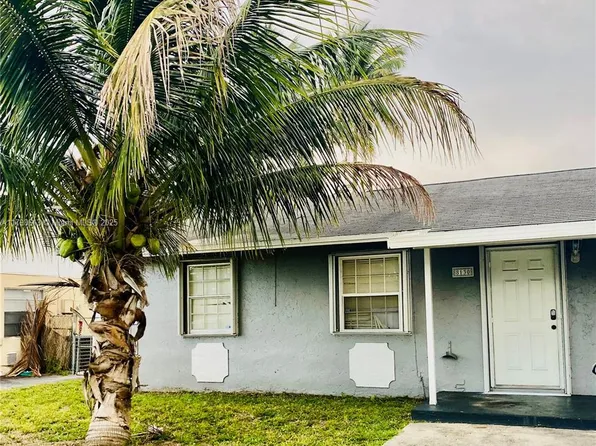 8130 SW 7th Ct, North Lauderdale, FL 33068