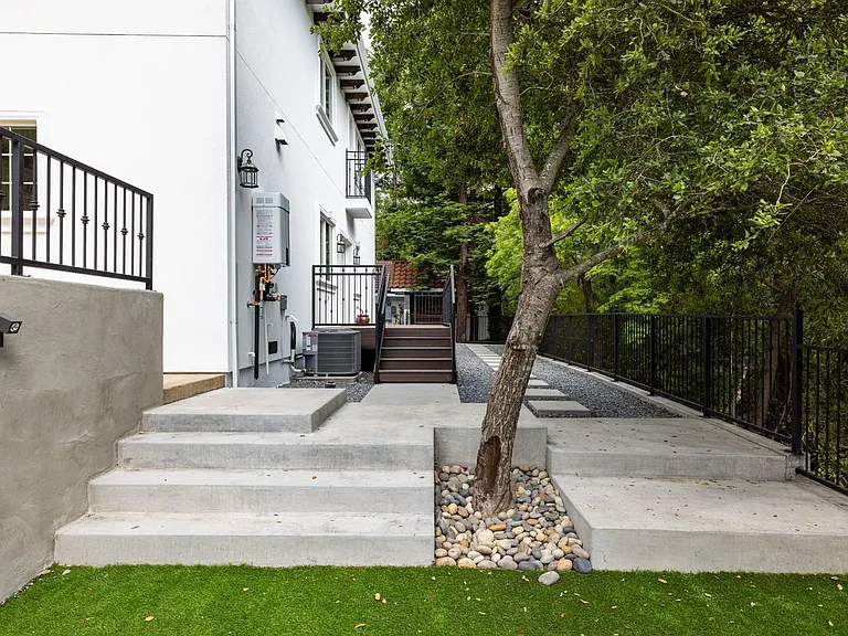 713 Wikiup Dr — Photo 53