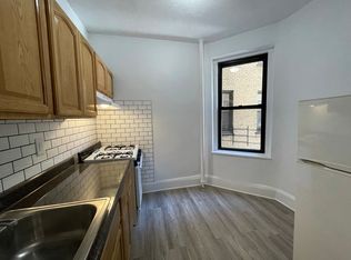 32-76 32nd St #1A, Astoria, NY 11106
