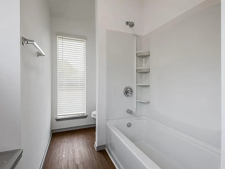 502 Eaglecreek Dr — Photo 18