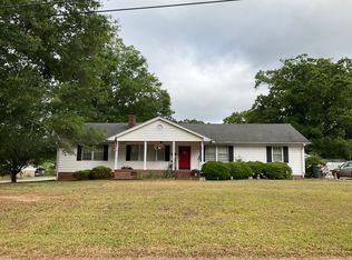 101 Henry St, Clinton, SC 29325