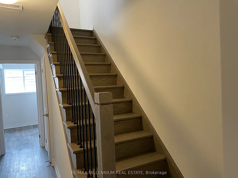 51 Sparrow Ave #24 — Photo 6