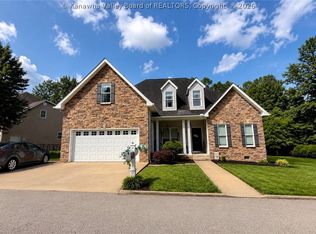 118 Mountain Meadows Rd, Chapmanville, WV 25508