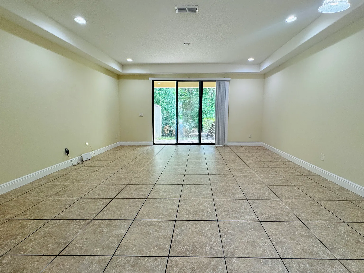 3 bed, 1535 sqft, $1,900 — Photo 4