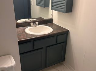 628 Whites Rd APT 3, Kalamazoo, MI 49008