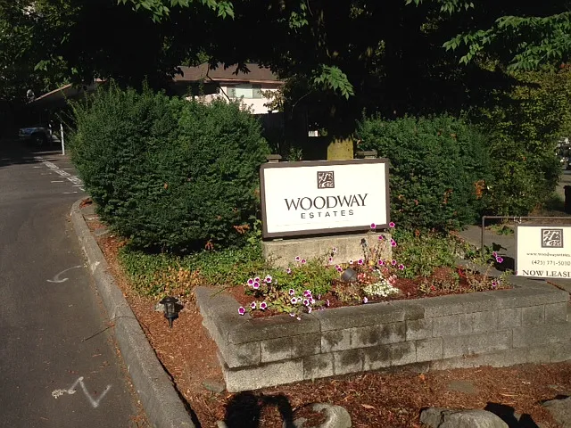 Woodway Estates — Photo 4