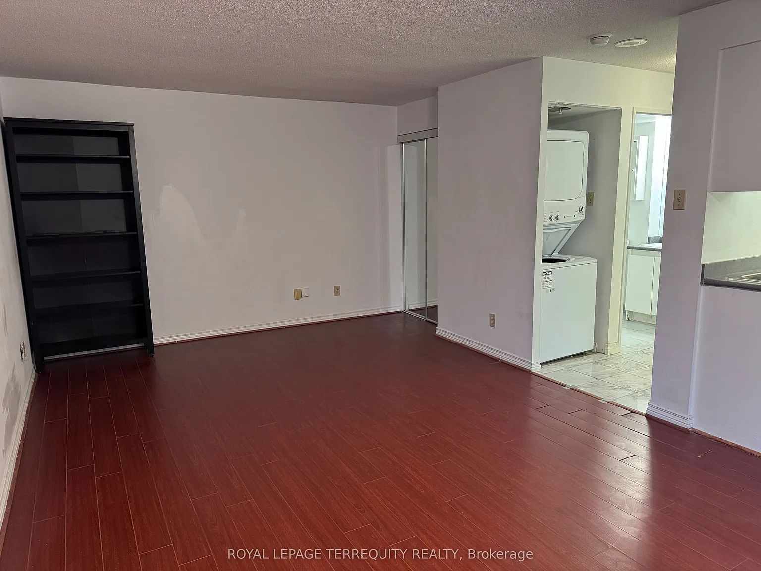 Studio, $1,900 — Photo 2