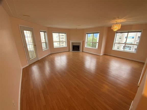 2nd image of 2265 Atkinson St #607