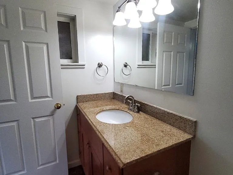 2906 Kenoyer Ct — Photo 16