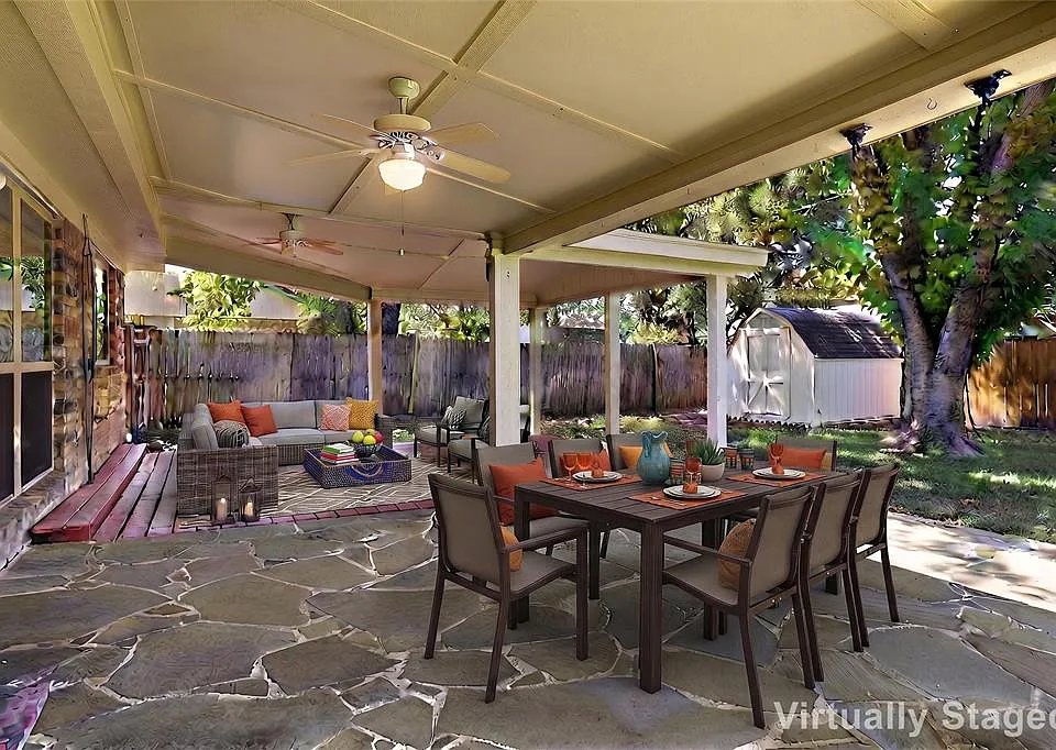 212 Gloria St