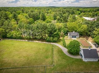 19 Main St, Boxford, MA 01921