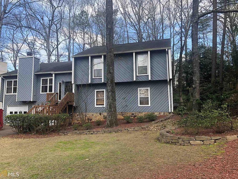1st image of 580 Wood Valley Trce