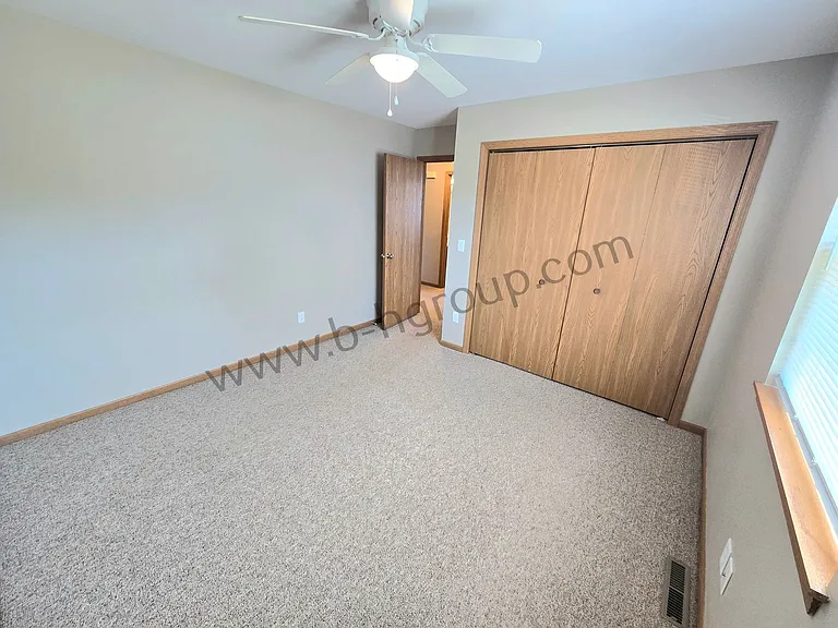 8845 17th Ave — Photo 11