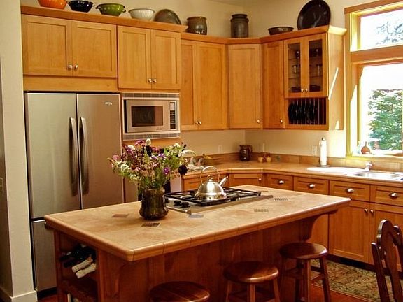 Bright Kitchen