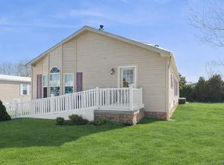 1661 Old Country Rd Unit 353, Riverhead, NY 11901