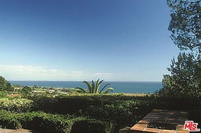 2nd image of 3621 Malibu Country Dr