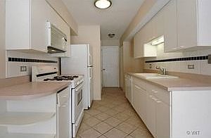 4th image of 404 Kennedy Pl Unit 404