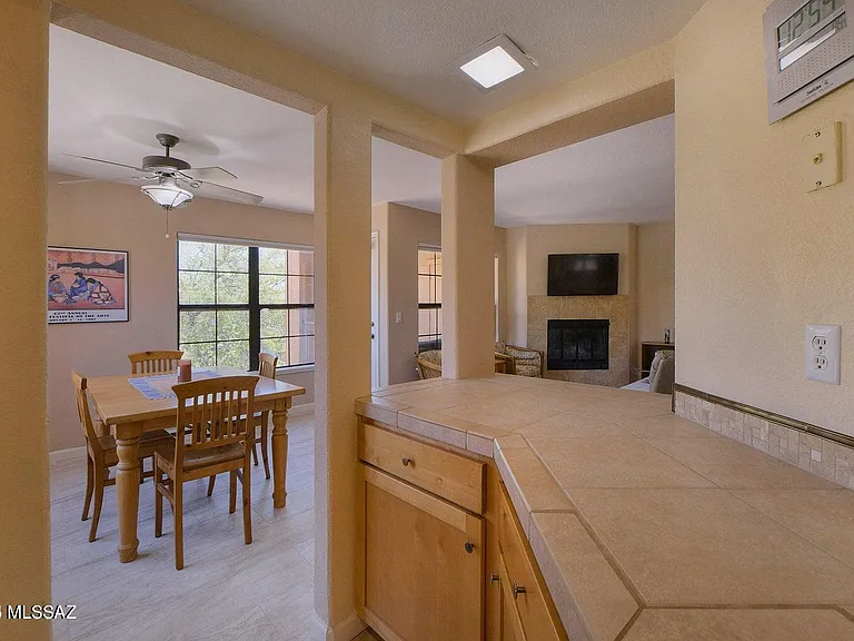 6651 N Campbell Ave #281 — Photo 6