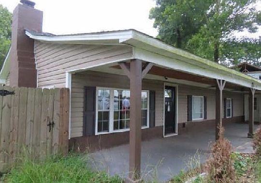 2nd image of 537 W Parkton Tobermory Rd