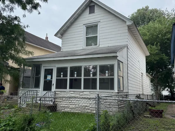 2534 17th Ave S, Minneapolis, MN 55404