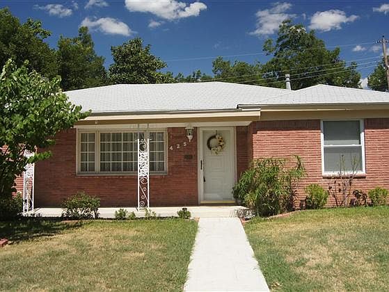 1st image of 425 Parkside Dr