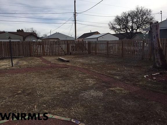 3rd image of 736 Avenue B