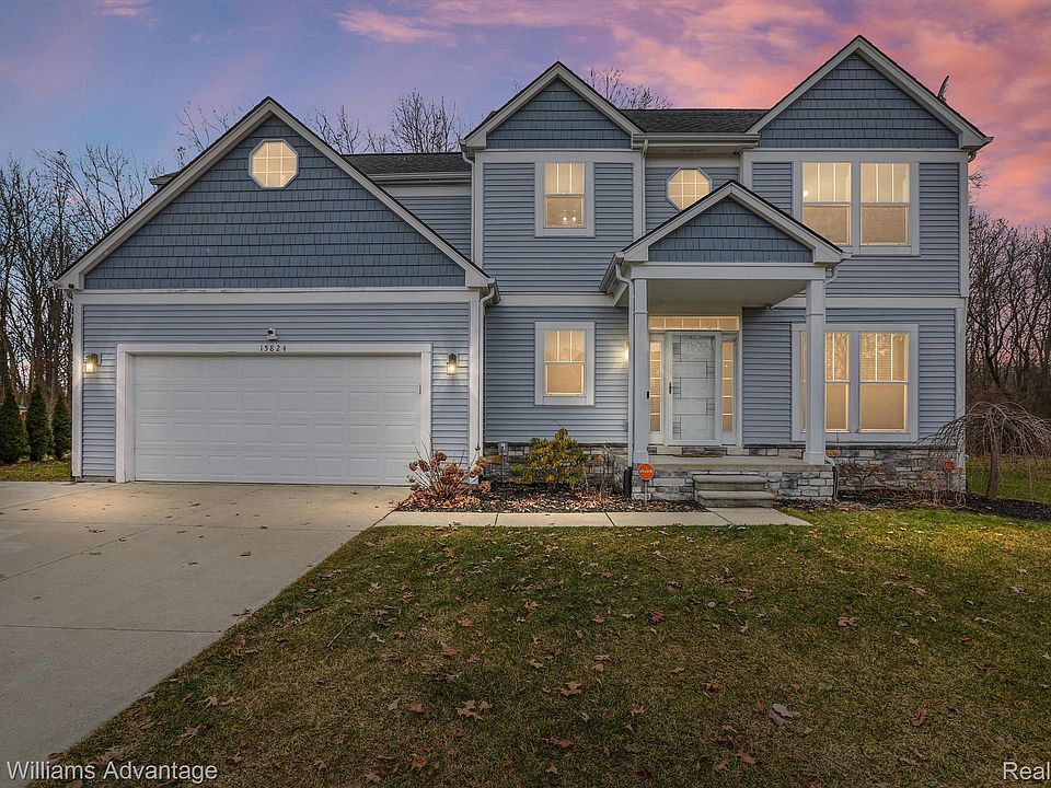 1st image of 15824 Pebblebrook Dr