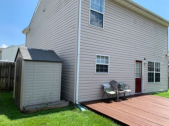 3rd image of 101 Gretna Way