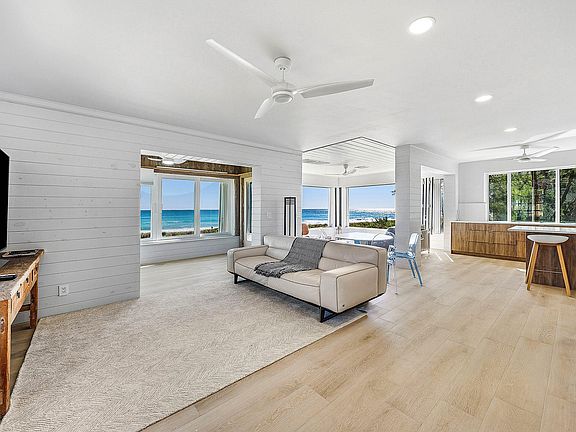 3rd image of 2075 S Ocean Boulevard #4b