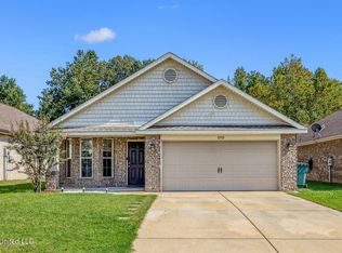 8710 Arendale Dr, Southaven, MS 38671
