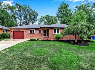 22 Grant Rd, Amherst, NY 14226